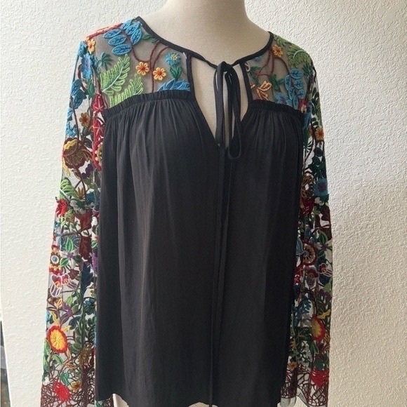 Embroidered Floral Black Top - Picture 3 of 8